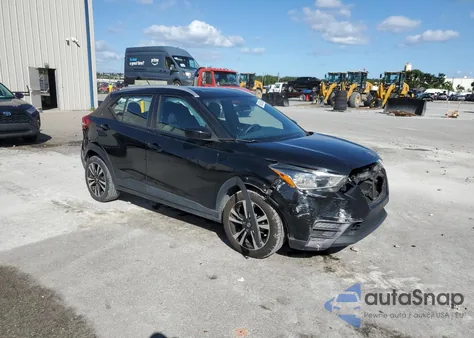 2019 Nissan Kicks S from USA, damaged, VIN 3N1CP5CU1KL544908